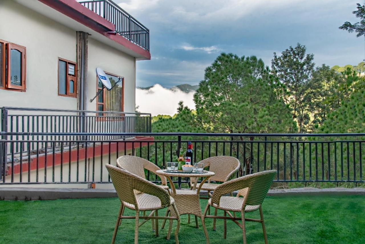 Mountain Mist Inn I Serviced Apt I Open Air Lawn & Rooftop I Bonfire I By Exotic Stays 卡绍利 外观 照片