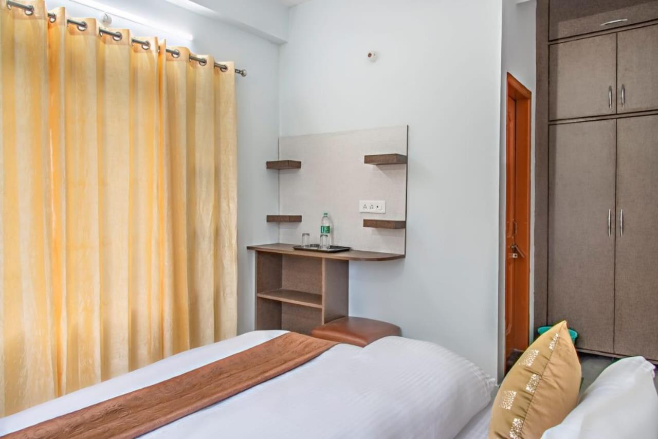 Mountain Mist Inn I Serviced Apt I Open Air Lawn & Rooftop I Bonfire I By Exotic Stays 卡绍利 外观 照片